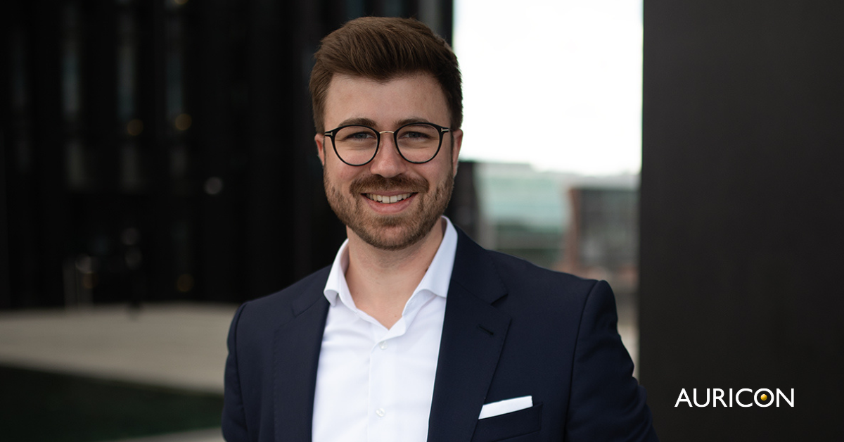 Featured image for “Valentin Röttger ist Partner der AURICON Group”